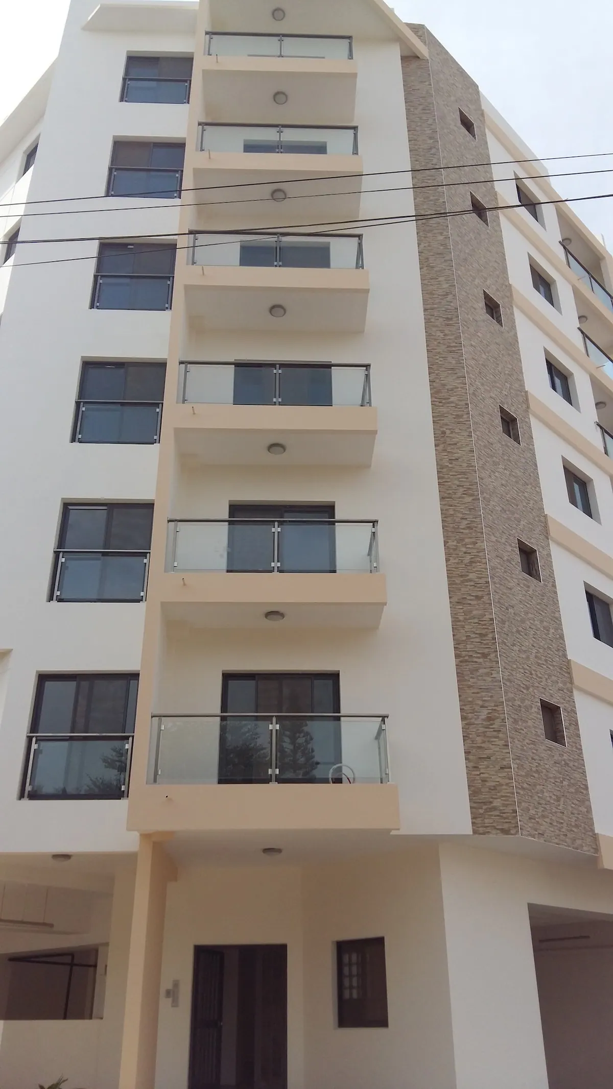 Appartement VDN, immeuble sur la vdn